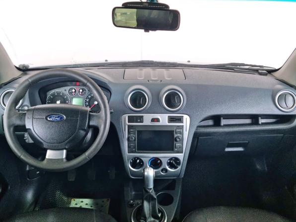 Ford Fusion I Рестайлинг с пробегом 2009 года, цена 390 000 рублей, 179700 км, хэтчбек, Автокод Объявления