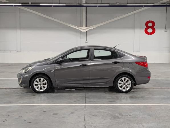 Hyundai Solaris I с пробегом 2013 года, цена 630 000 рублей, 183877 км, седан, Автокод Объявления