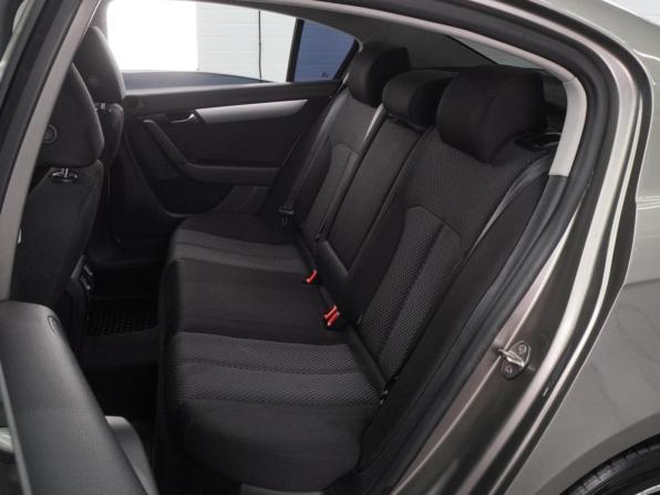 Volkswagen Passat B7 с пробегом 2013 года, цена 1 463 000 рублей, 195001 км, седан, Автокод Объявления