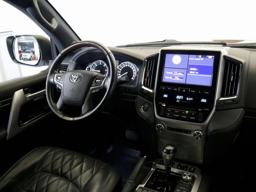 Toyota Land Cruiser 200 Series Рестайлинг 2 Санкт-Петербург  - изображение 14