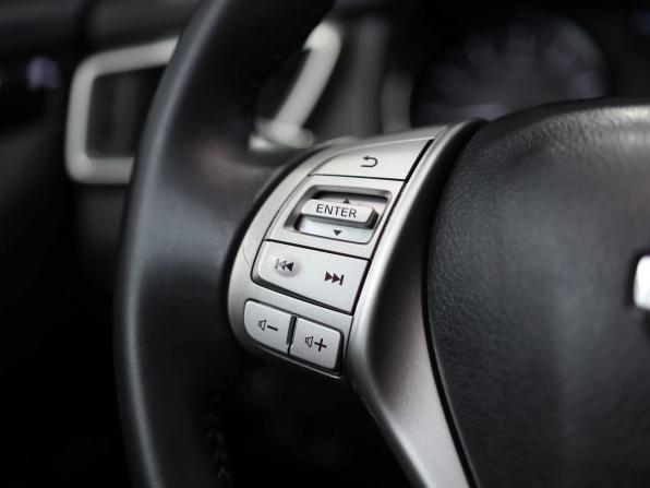 Nissan Qashqai II с пробегом 2015 года, цена 1 409 000 рублей, 215242 км, внедорожник, Автокод Объявления