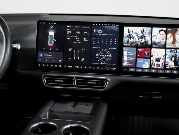 Li Auto (Lixiang) L9 I с пробегом 2023 года, цена 6 490 000 рублей, 42703 км, внедорожник, Автокод Объявления