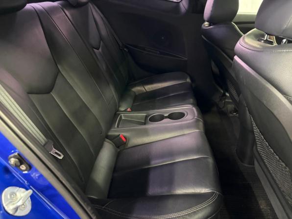 Hyundai Veloster I с пробегом 2012 года, цена 1 247 000 рублей, 76726 км, хэтчбек, Автокод Объявления