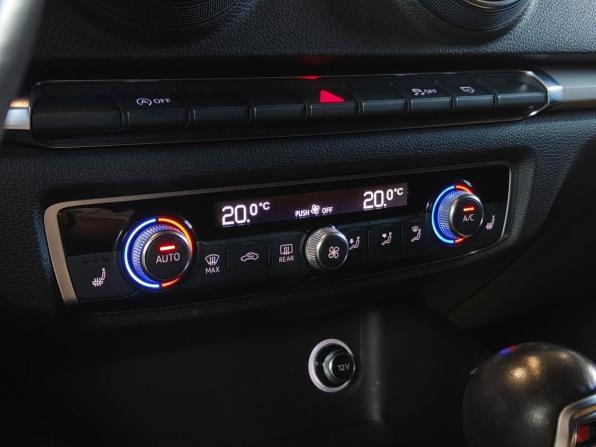 Audi A3 III (8V) Рестайлинг с пробегом 2018 года, цена 1 780 000 рублей, 81233 км, седан, Автокод Объявления
