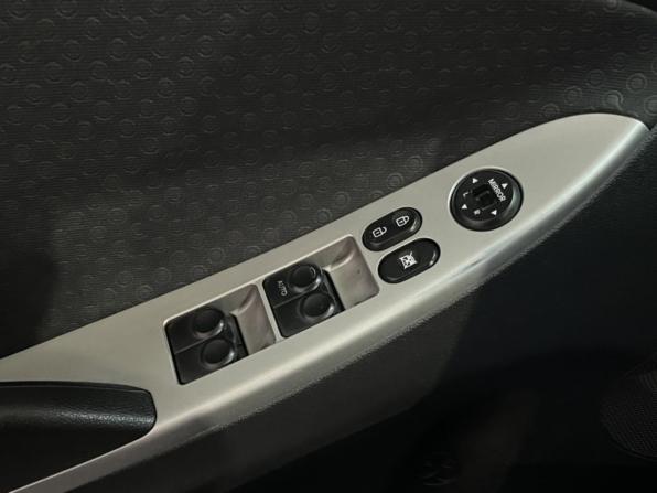 Hyundai Solaris I с пробегом 2012 года, цена 695 000 рублей, 176765 км, хэтчбек, Автокод Объявления