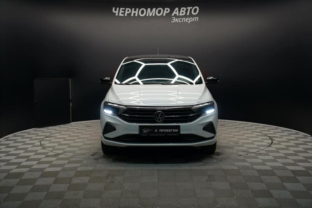 Volkswagen Polo VI Крым  - изображение 8