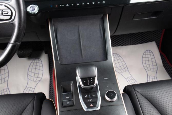 Omoda C5 I с пробегом 2022 года, цена 1 599 000 рублей, 126915 км, внедорожник, Автокод Объявления