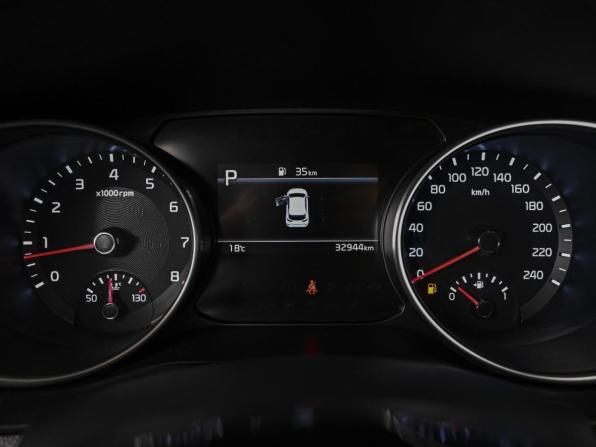 Kia Ceed III Рестайлинг с пробегом 2021 года, цена 2 248 750 рублей, 32944 км, хэтчбек, Автокод Объявления