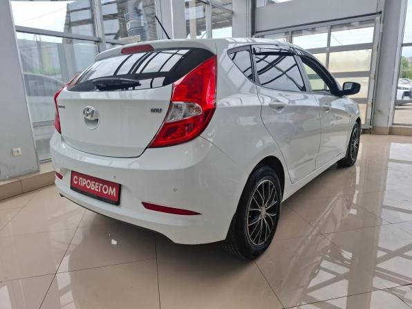 Hyundai Solaris I Рестайлинг с пробегом 2016 года, цена 963 000 рублей, 98000 км, хэтчбек, Автокод Объявления