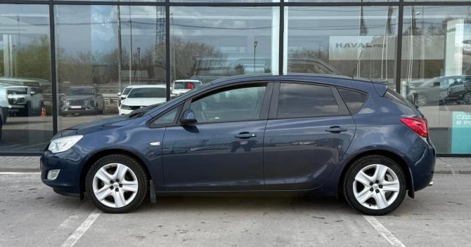 Opel Astra J с пробегом 2010 года, цена 641 000 рублей, 194532 км, хэтчбек, Автокод Объявления