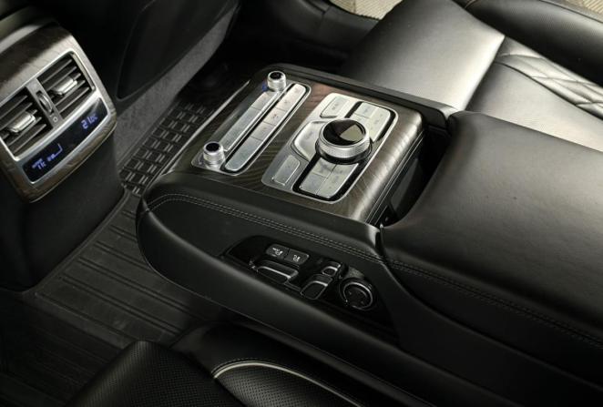Kia K900 II с пробегом 2021 года, цена 3 500 000 рублей, 115413 км, седан, Автокод Объявления