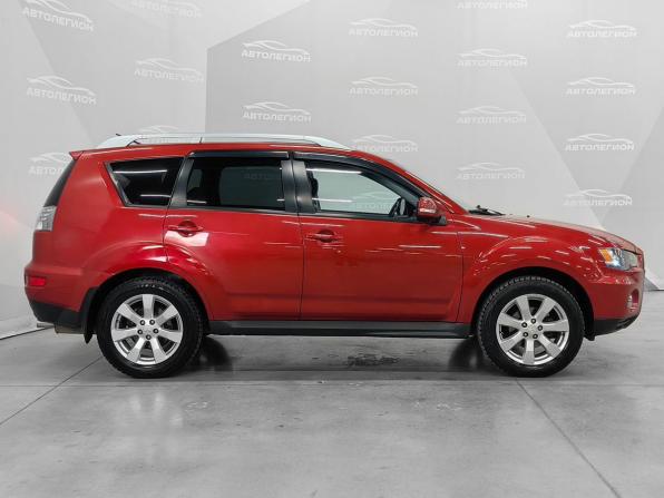 Mitsubishi Outlander II Рестайлинг с пробегом 2010 года, цена 1 220 000 рублей, 197111 км, внедорожник, Автокод Объявления