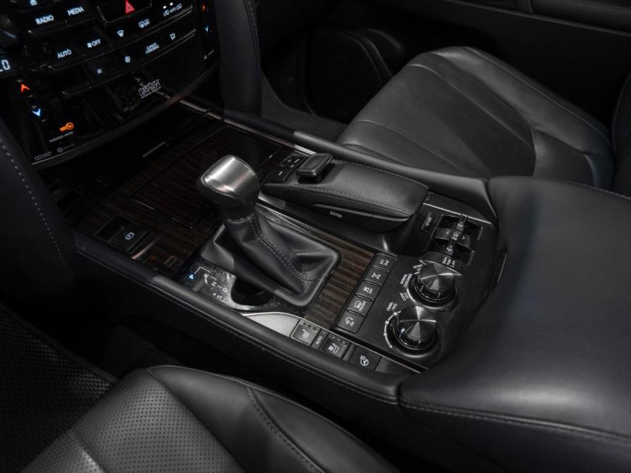 Lexus LX III Рестайлинг 2 Москва  - изображение 19
