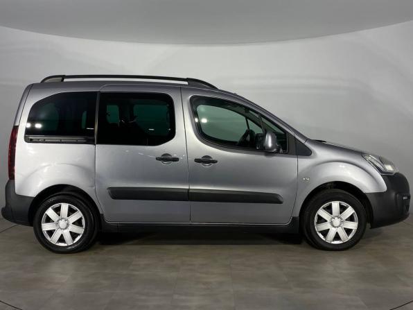 Peugeot Partner II Рестайлинг 2 с пробегом 2016 года, цена 779 000 рублей, 297396 км, компактвэн, Автокод Объявления