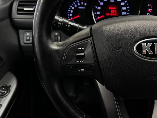 Kia Rio III с пробегом 2014 года, цена 1 010 000 рублей, 85011 км, седан, Автокод Объявления