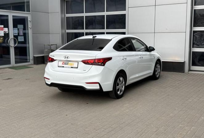 Hyundai Solaris II с пробегом 2019 года, цена 1 680 000 рублей, 88191 км, седан, Автокод Объявления