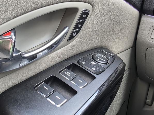 Kia Carnival III с пробегом 2019 года, цена 3 200 000 рублей, 84219 км, минивэн, Автокод Объявления