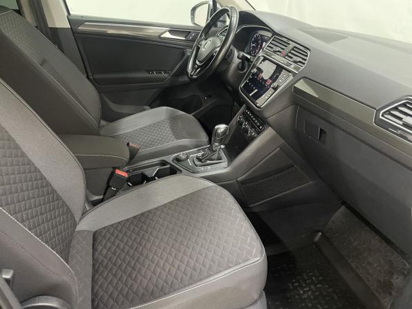 Volkswagen Tiguan II с пробегом 2018 года, цена 2 749 000 рублей, 51376 км, внедорожник, Автокод Объявления
