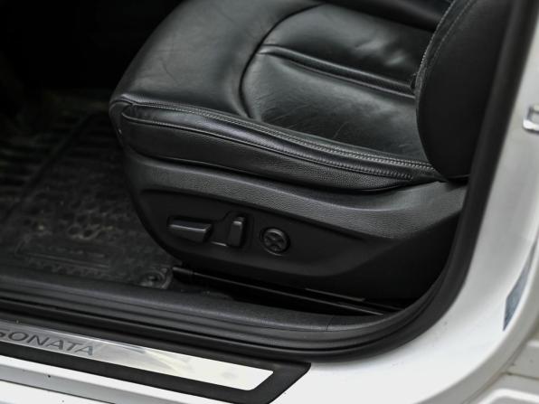 Hyundai Sonata VII (LF) Рестайлинг с пробегом 2019 года, цена 1 650 000 рублей, 120638 км, седан, Автокод Объявления