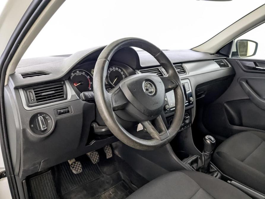 Skoda Rapid I Рестайлинг Москва  - изображение 16