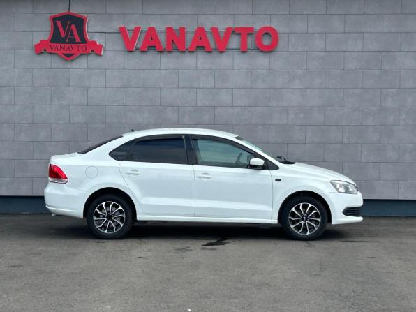Volkswagen Polo V с пробегом 2014 года, цена 740 000 рублей, 199189 км, седан, Автокод Объявления