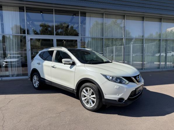 Nissan Qashqai II с пробегом 2015 года, цена 1 585 000 рублей, 133504 км, внедорожник, Автокод Объявления