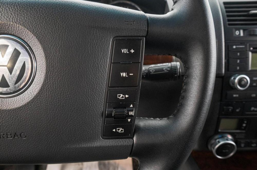 Volkswagen Touareg I Рестайлинг Барнаул  - изображение 17