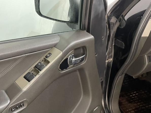 Nissan Pathfinder III с пробегом 2008 года, цена 985 000 рублей, 239361 км, внедорожник, Автокод Объявления