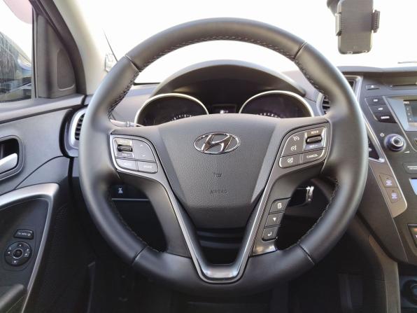 Hyundai Santa Fe III с пробегом 2012 года, цена 1 620 000 рублей, 209902 км, внедорожник, Автокод Объявления
