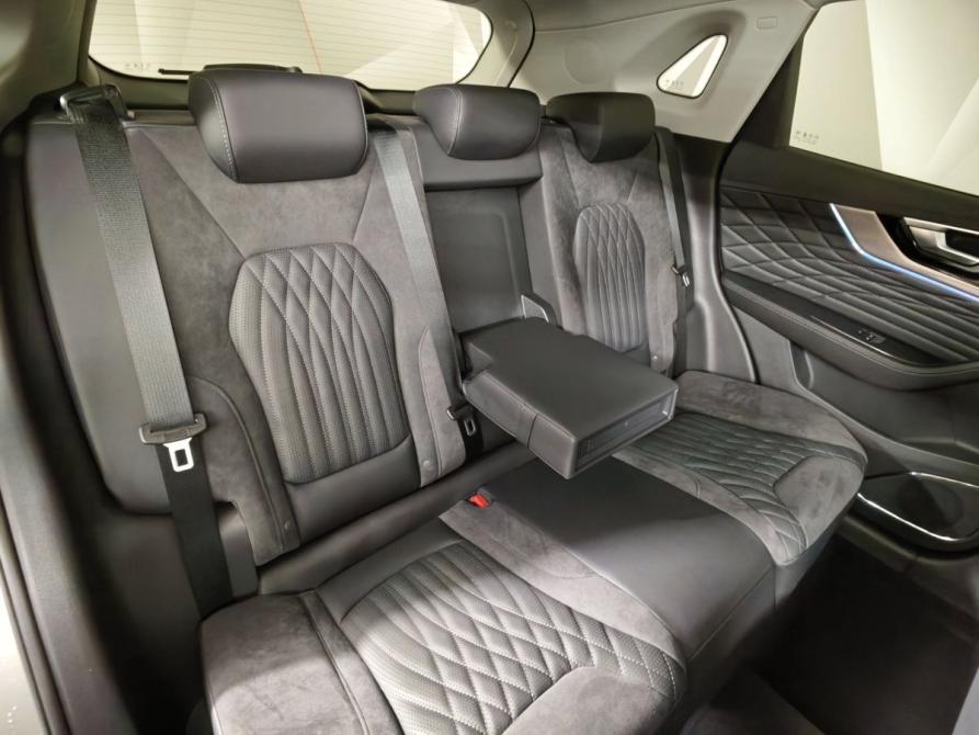 Hongqi HS5 I Москва  - изображение 17