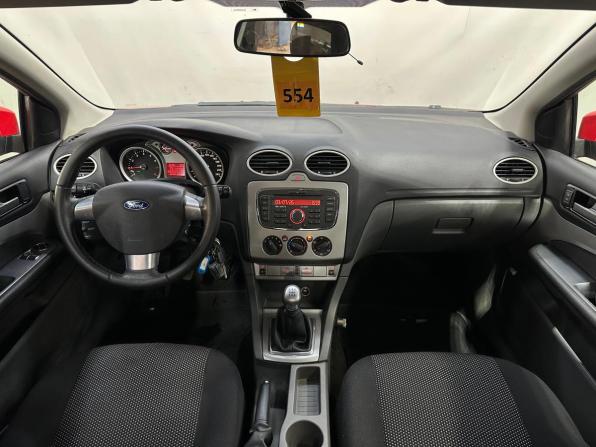 Ford Focus II Рестайлинг с пробегом 2010 года, цена 420 000 рублей, 180000 км, седан, Автокод Объявления