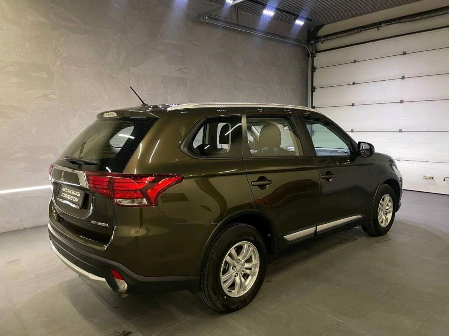 Mitsubishi Outlander III Рестайлинг 2 Новосибирск  - изображение 7