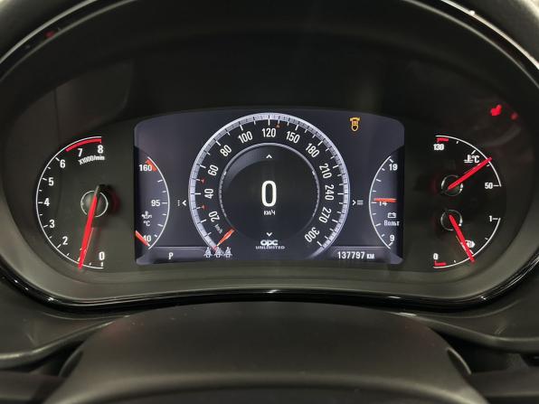 Opel Insignia I Рестайлинг с пробегом 2014 года, цена 1 389 000 рублей, 137794 км, универсал, Автокод Объявления