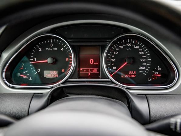 Audi Q7 I (4L) с пробегом 2008 года, цена 1 474 000 рублей, 225281 км, внедорожник, Автокод Объявления