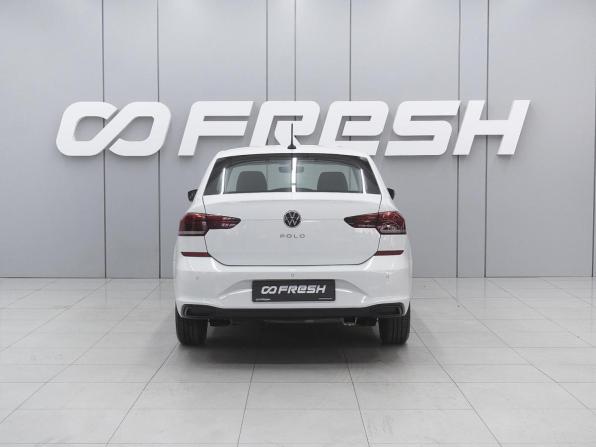 Volkswagen Polo VI с пробегом 2022 года, цена 1 739 000 рублей, 87404 км, лифтбек, Автокод Объявления
