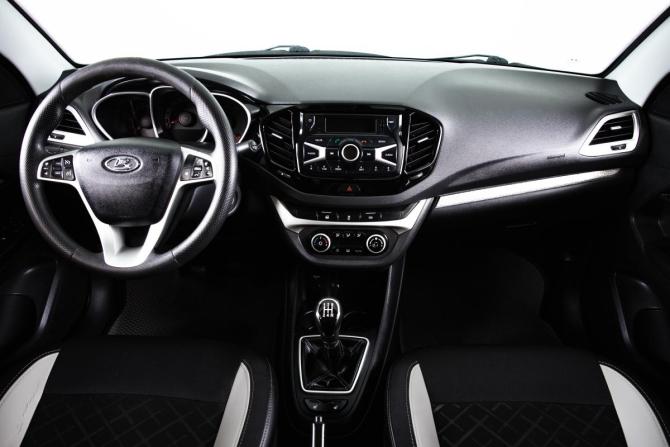 Lada (ВАЗ) Vesta I с пробегом 2019 года, цена 929 000 рублей, 133000 км, седан, Автокод Объявления