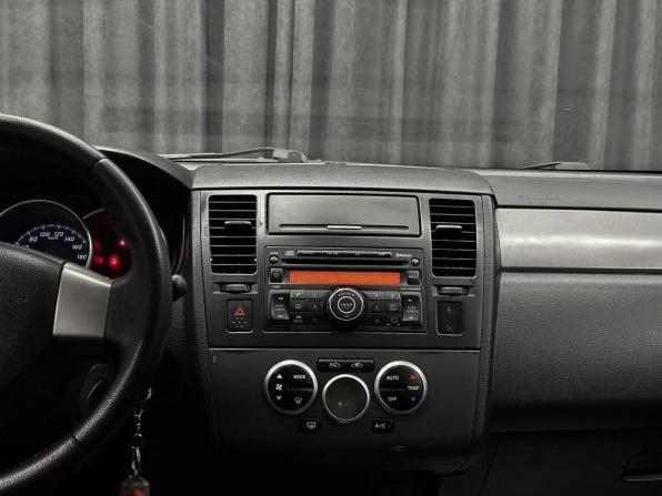 Nissan Tiida I Рестайлинг с пробегом 2011 года, цена 780 000 рублей, 193000 км, хэтчбек, Автокод Объявления