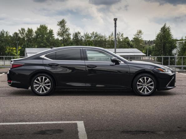 Lexus ES VII с пробегом 2018 года, цена 2 997 000 рублей, 149500 км, седан, Автокод Объявления