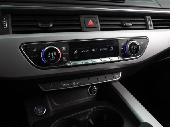 Audi A4 V (B9) с пробегом 2019 года, цена 2 355 000 рублей, 168201 км, седан, Автокод Объявления