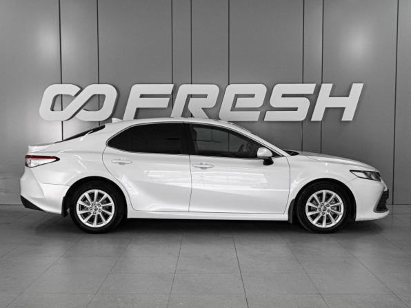 Toyota Camry VIII (XV70) Рестайлинг с пробегом 2021 года, цена 3 049 000 рублей, 61755 км, седан, Автокод Объявления