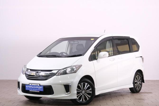 Honda Freed I Рестайлинг 2 с пробегом 2015 года, цена 1 629 000 рублей, 110000 км, компактвэн, Автокод Объявления