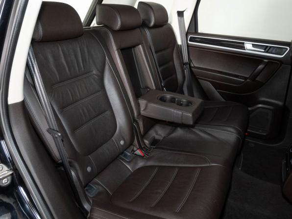 Volkswagen Touareg II Рестайлинг с пробегом 2016 года, цена 3 060 000 рублей, 275067 км, внедорожник, Автокод Объявления