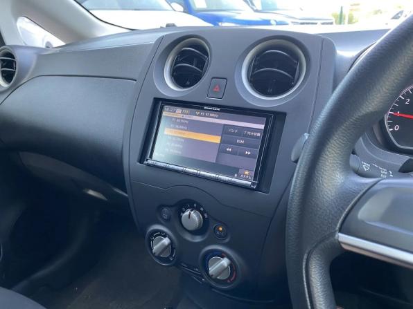 Nissan Note II Рестайлинг с пробегом 2017 года, цена 975 000 рублей, 103696 км, хэтчбек, Автокод Объявления