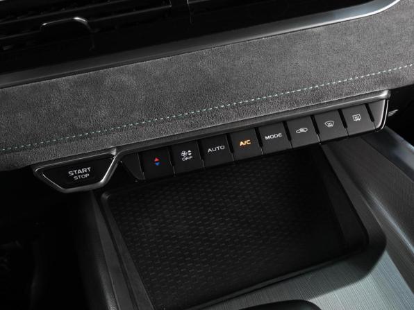 Geely Preface I (China Market) Рестайлинг с пробегом 2023 года, цена 2 350 000 рублей, 59843 км, седан, Автокод Объявления