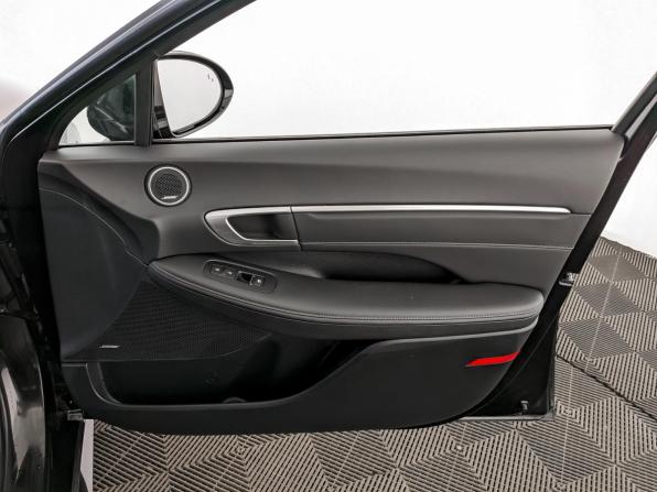 Hyundai Sonata VIII (DN8) с пробегом 2020 года, цена 2 480 000 рублей, 84363 км, седан, Автокод Объявления