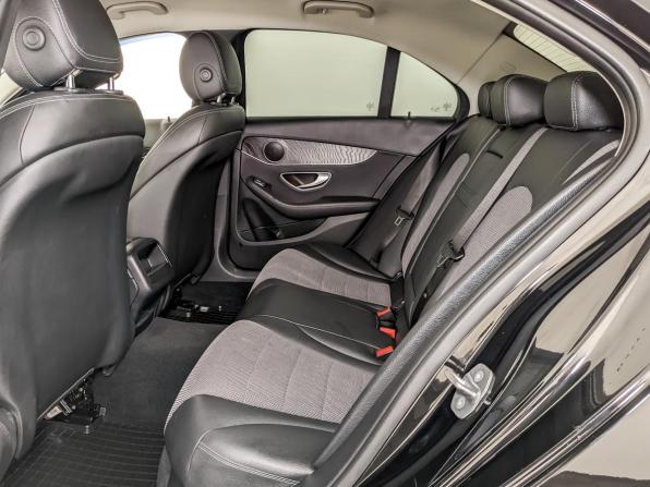 Mercedes-Benz C-Класс IV (W205) Рестайлинг с пробегом 2019 года, цена 2 766 000 рублей, 92328 км, седан, Автокод Объявления