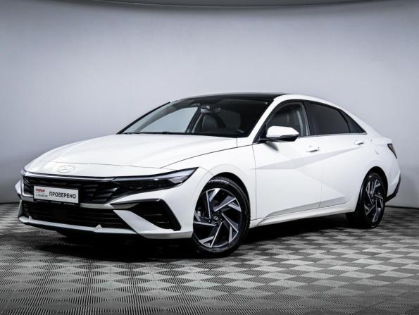 Hyundai Elantra VII (CN7) Рестайлинг с пробегом 2023 года, цена 2 110 000 рублей, 26653 км, седан, Автокод Объявления