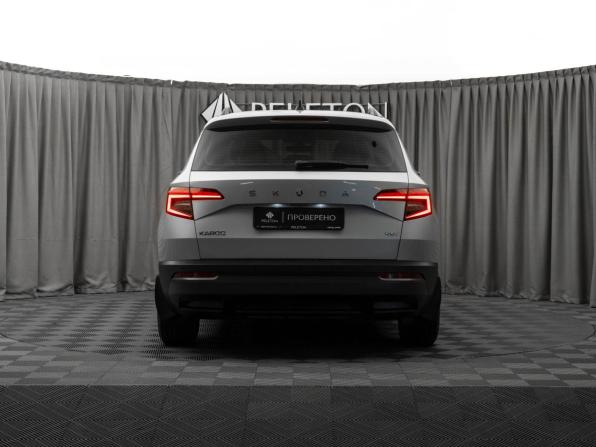 Skoda Karoq I с пробегом 2020 года, цена 2 615 000 рублей, 58066 км, внедорожник, Автокод Объявления