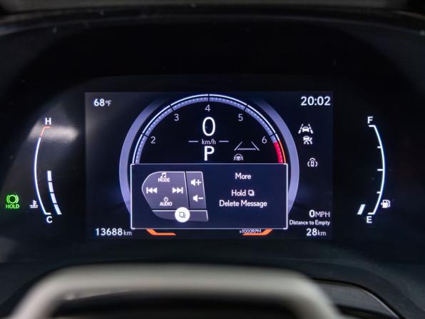Lexus RX V с пробегом 2023 года, цена 7 598 000 рублей, 13688 км, внедорожник, Автокод Объявления