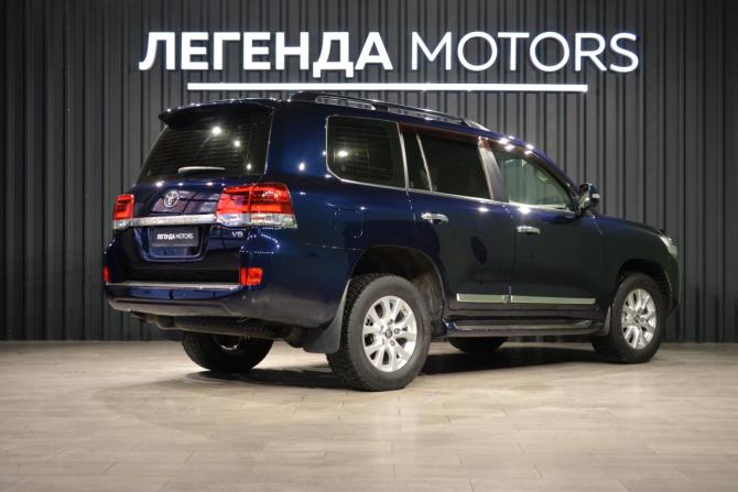 Toyota Land Cruiser 200 Series Рестайлинг 2 с пробегом 2016 года, цена 7 350 000 рублей, 120551 км, внедорожник, Автокод Объявления